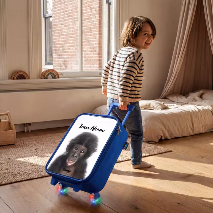 Kinderkoffer met naam - Blauw - Charlie Chimp — 3