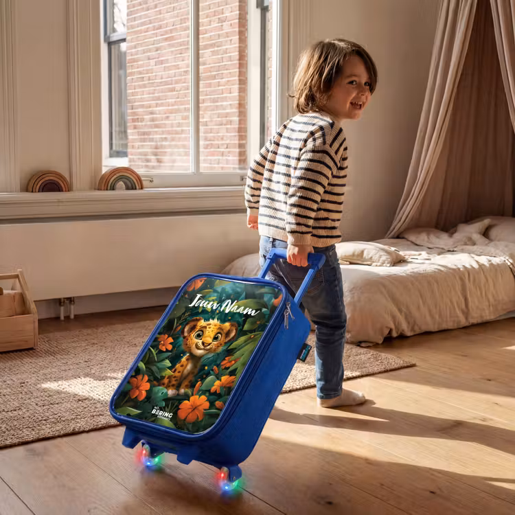 Kinderkoffer met naam - Blauw - Liam luipaardje — 3