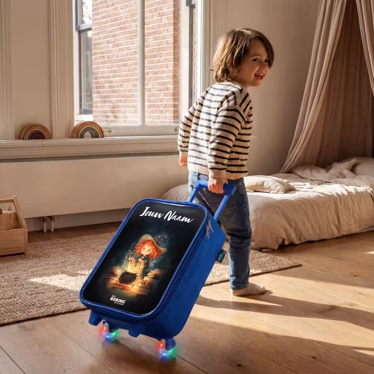 Kinderkoffer met naam - Blauw - Heks met Sprankelende Toverdrank — 3