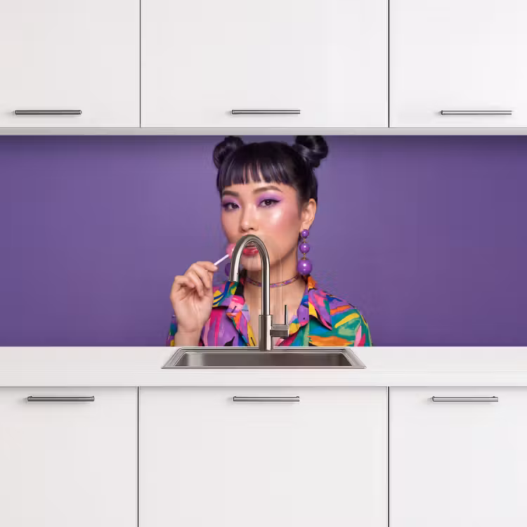 Keuken achterwand - Vrouw - Portret - Make-up - Paars - Levendig — 4