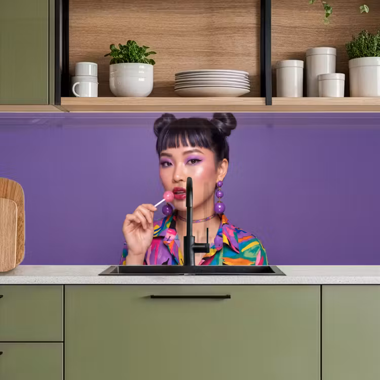 Keuken achterwand - Vrouw - Portret - Make-up - Paars - Levendig — 8