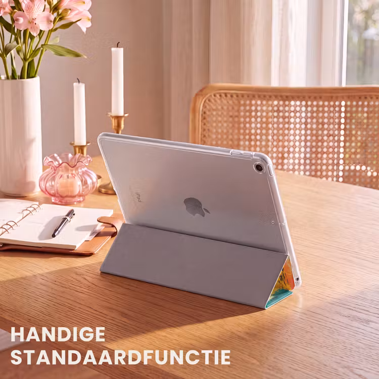 iPad hoes - Vrouw - Rode lippen - Expressief - Grafisch — 5