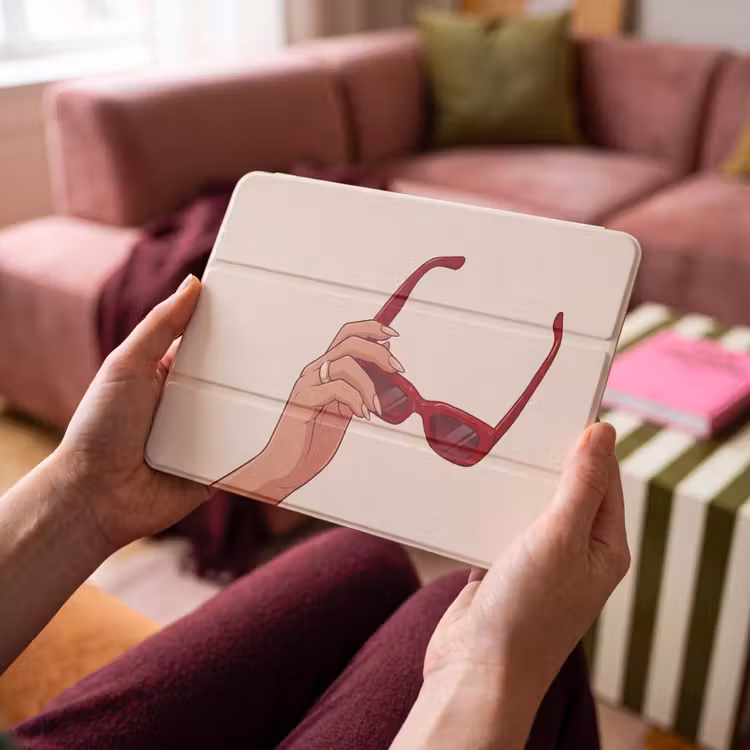 iPad hoes - Vrouw - Zonnebril - Mode - Rood - Illustratie — 3