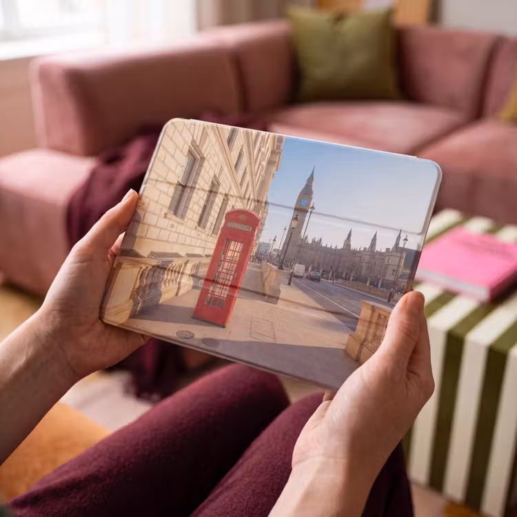 iPad hoes - Telefooncel - Rood - Londen - Stad - Architectuur — 3