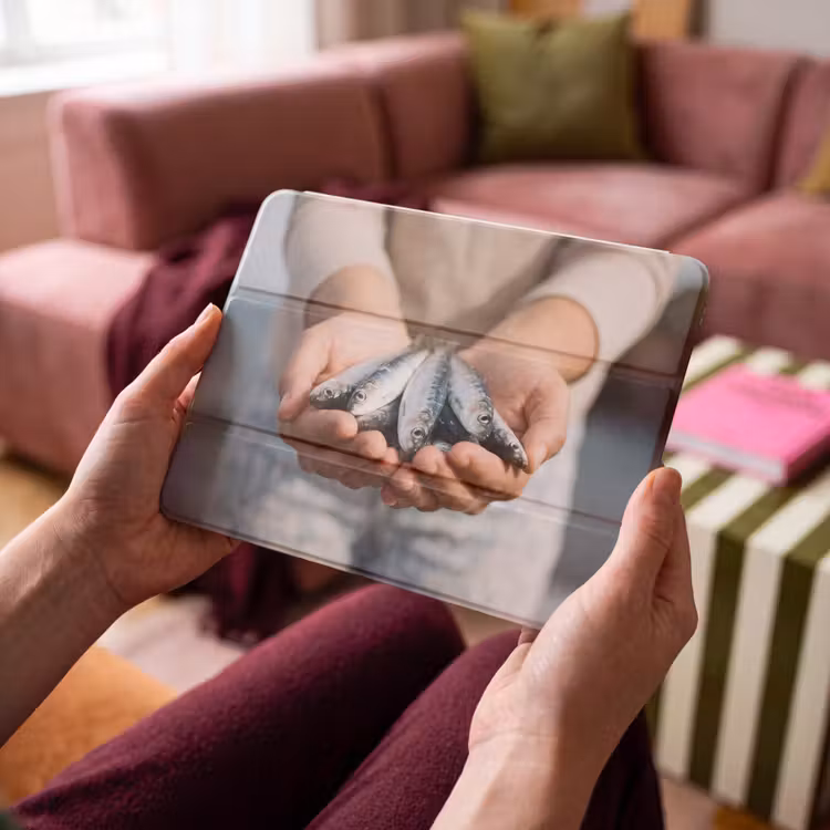 iPad hoes - Vis - Handen - Natuur — 3