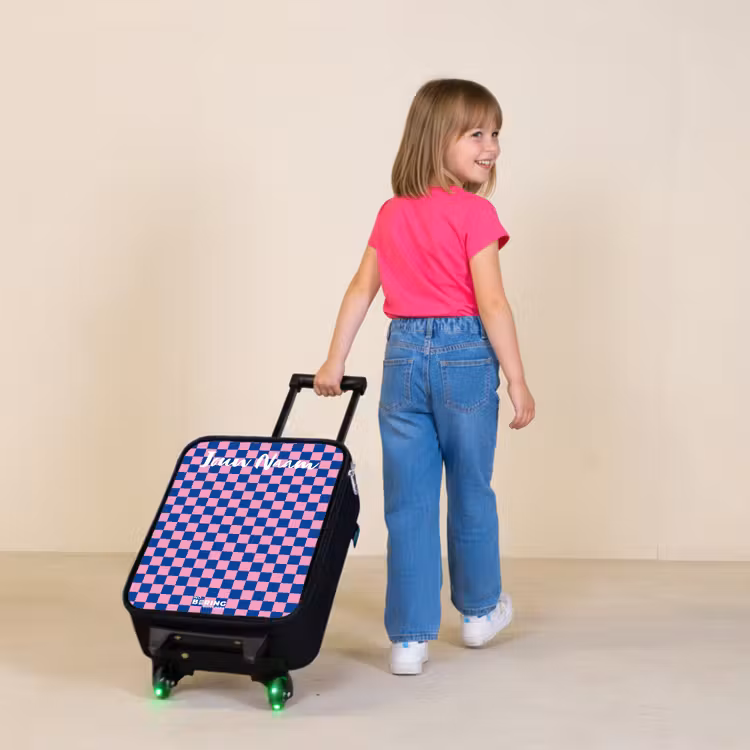 Kinderkoffers met naam - Blokjes - Blauw - Roze — 2