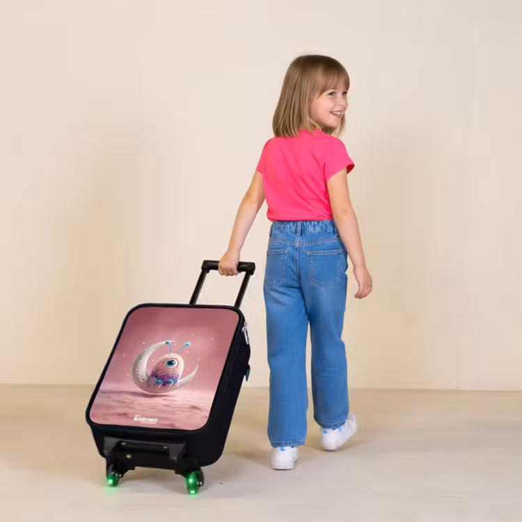 Kinderkoffer - Maanwip met Pluizig Wezentje — 2