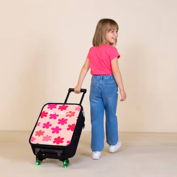 Kinderkoffers met naam - Roze bloemen — 2