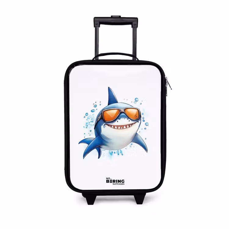 Kinderkoffers met naam - Coole haai met zonnebril in het water — 1