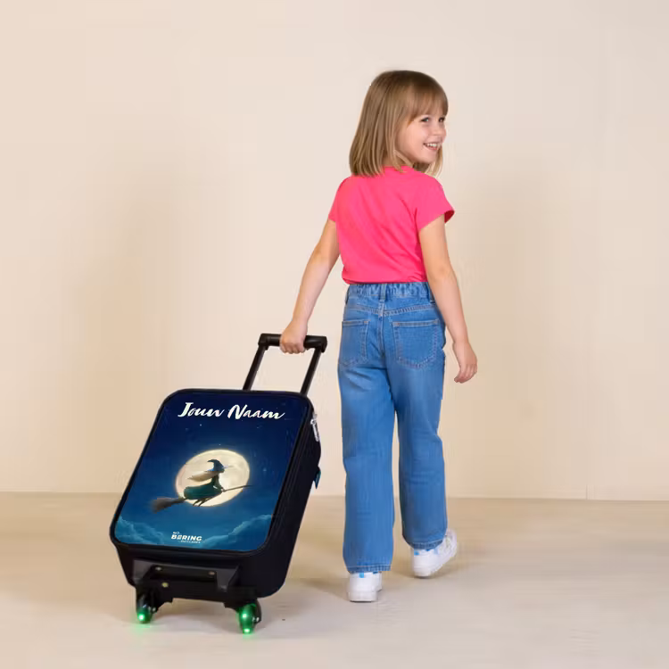 Kinderkoffers met naam - Heks in Maanlichtvlucht — 2