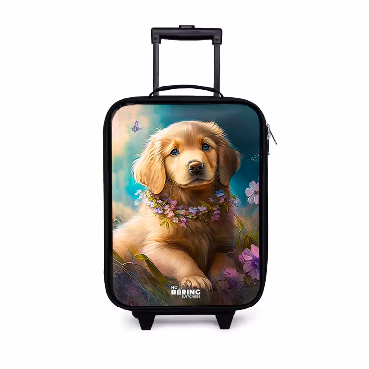 Kinderkoffer - Goudkleurige puppy in het gras — 1
