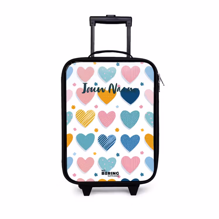 Kinderkoffers met naam - Hartenpatroon — 1