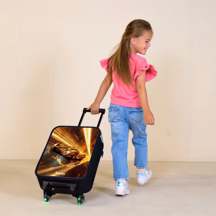 Kinderkoffer - Gouden raceauto in een tunnel — 2