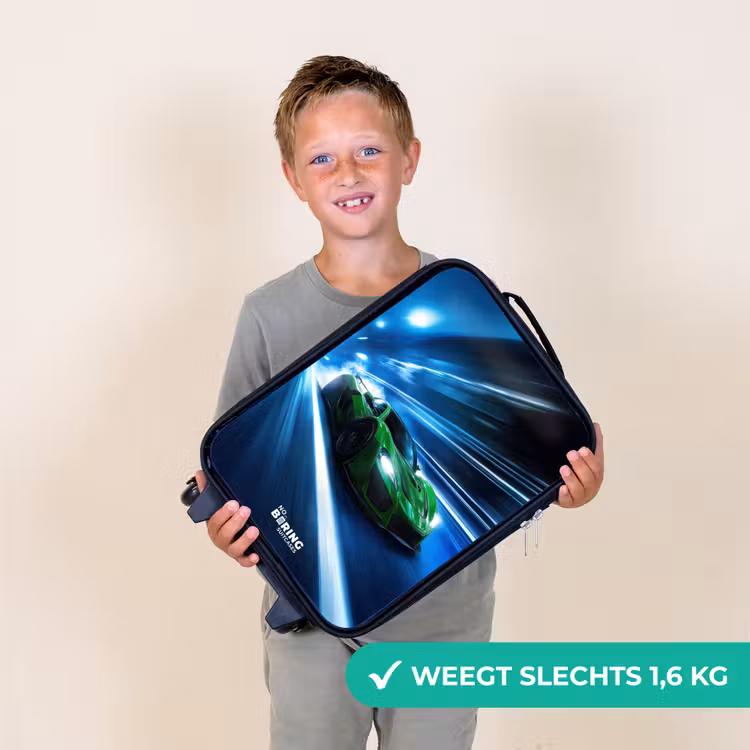 Kinderkoffers met naam - Groene supercar flitst door neonlicht — 3