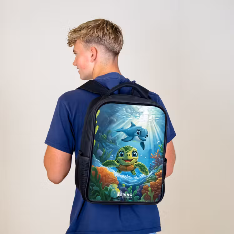 Kinderrugzak met naam - Zwart - Schildpad en dolfijn in blauwe oceaan — 6