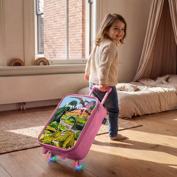 Kinderkoffer met naam - Roze - Feest in Dinosaurusland — 3