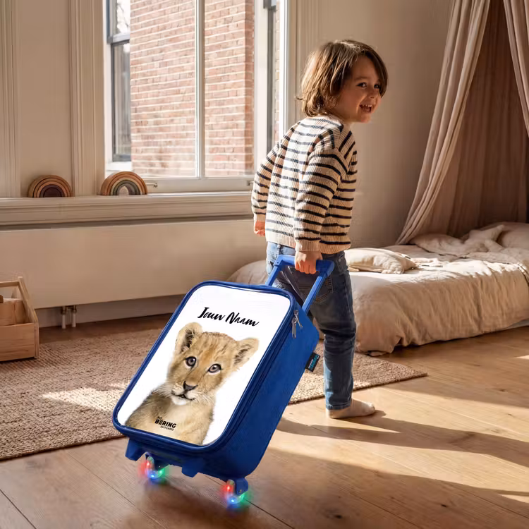 Kinderkoffer met naam - Blauw - Winnie Welpje — 3