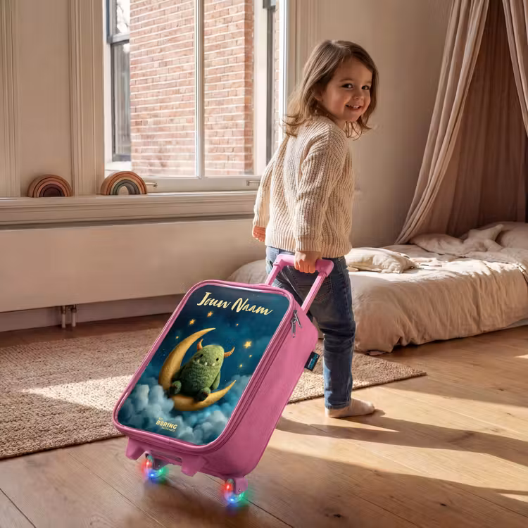 Kinderkoffer met naam - Roze - Groen monster op maansikkel — 3
