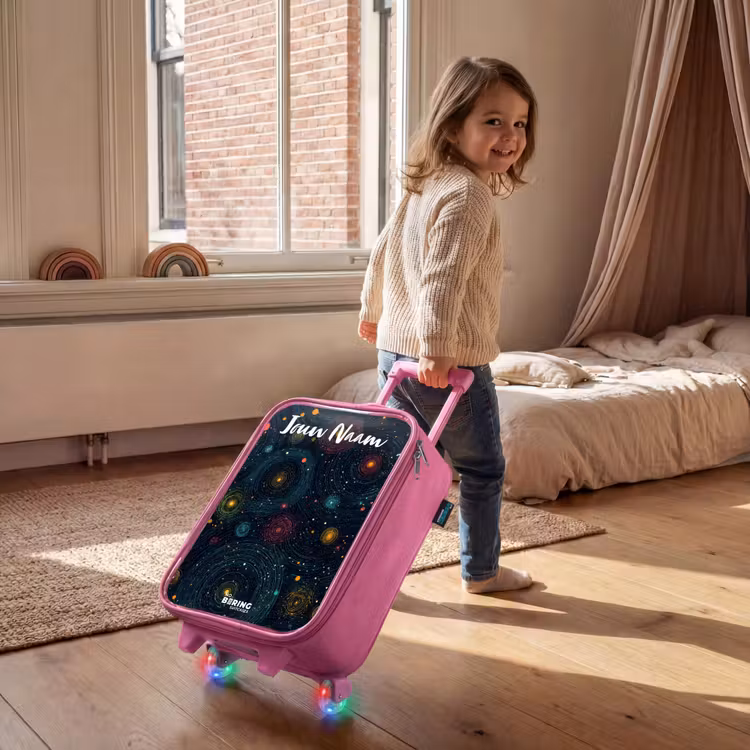 Kinderkoffer met naam - Roze - Sterren - Planeten - Kleurrijk — 3