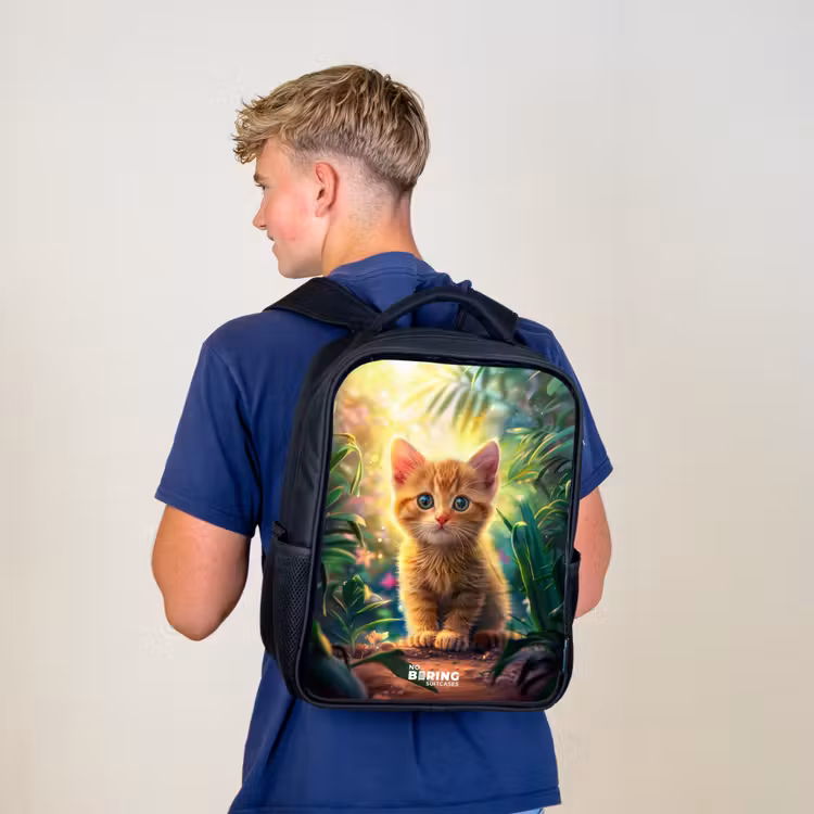 Kinderrugzak - Zwart - Rode kitte in de groene natuur — 6