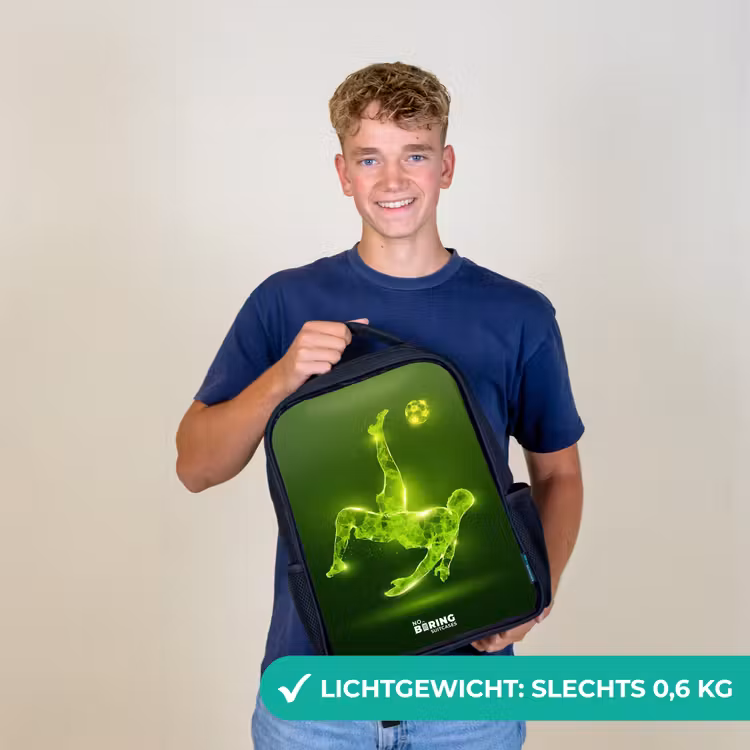 Kinderrugzak - Zwart - Groene neon omhaal in actie — 2