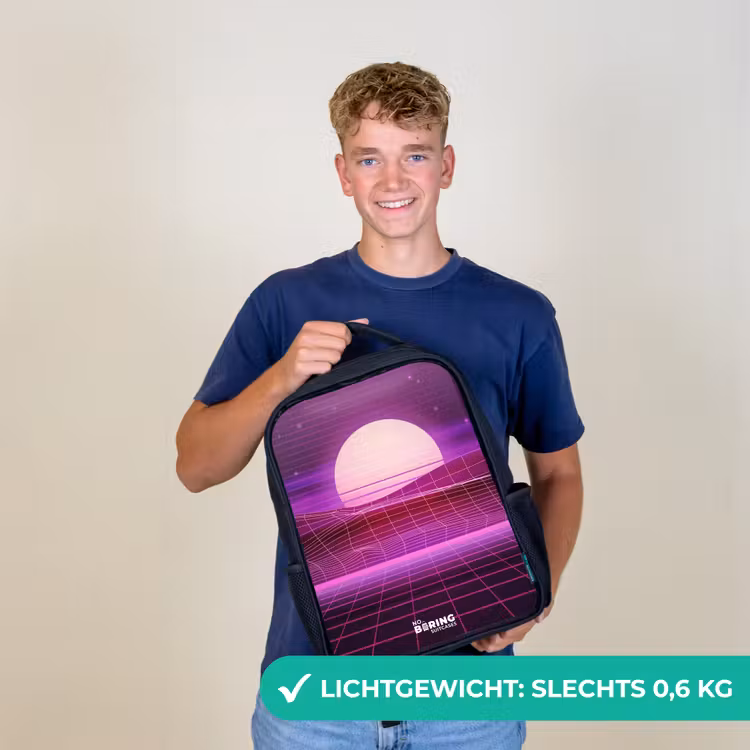 Kinderrugzak met naam - Zwart - Rasterlandschap met zon — 2