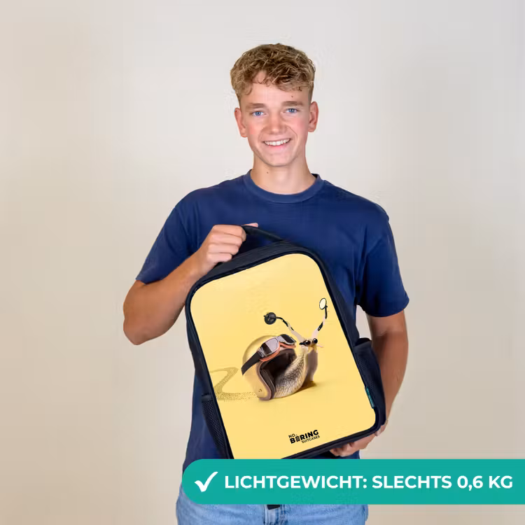 Kinderrugzak met naam - Zwart - Slak met motorhelm — 2