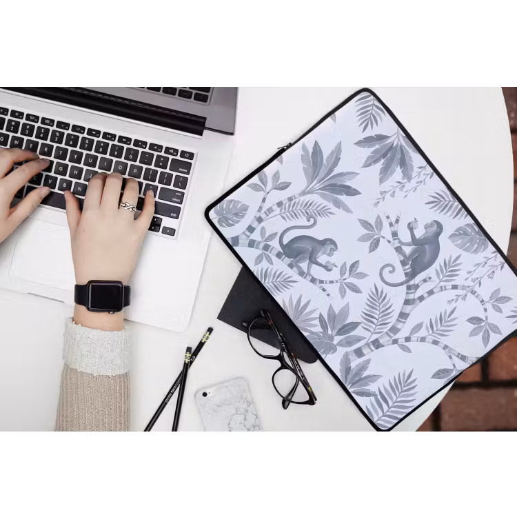 Laptophoes - Aap - Boom - Bladeren - Jungle - Illustratie — 3