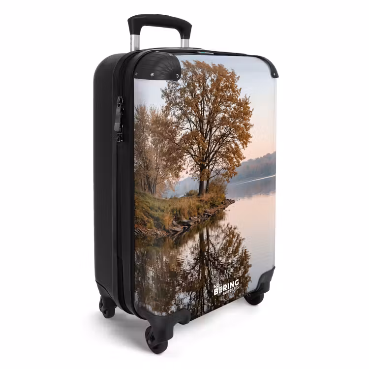 Koffer - Bomen - Reflectie - Water - Zonsopgang - Serene — 4