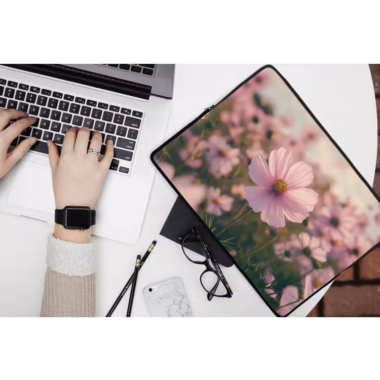 Laptophoes - Bloemen - Paars - Wazig — 3
