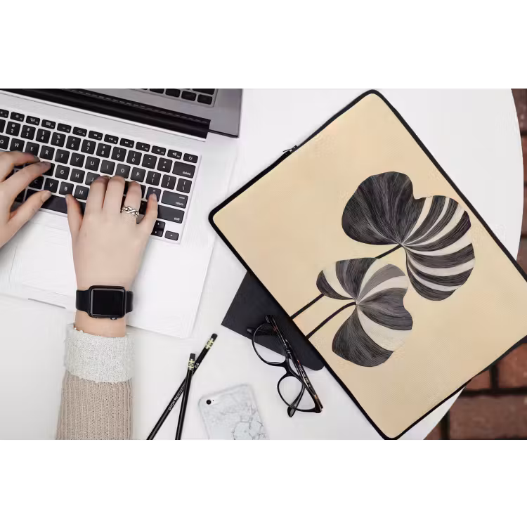 Laptophoes - Zwart - Bladeren - Strepen - Minimalistisch — 3