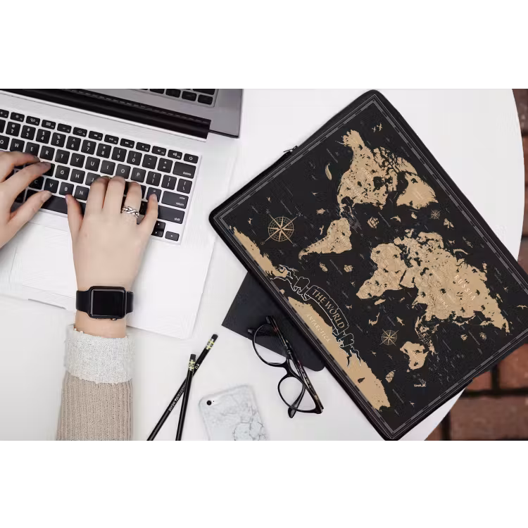 Laptophoes - Wereldkaart - Beige - Zwart — 3
