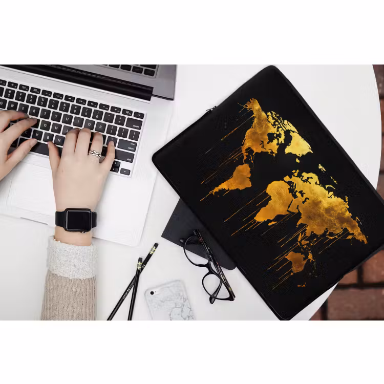 Laptophoes - Wereldkaart - Goud - Druipen - Zwart — 3