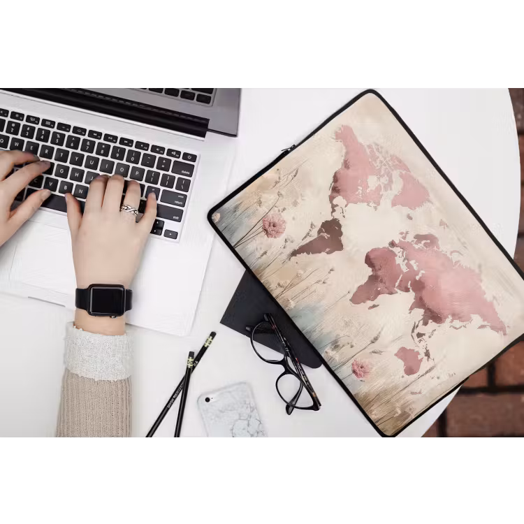 Laptophoes - Wereldkaart - Roze - Bloemen — 3