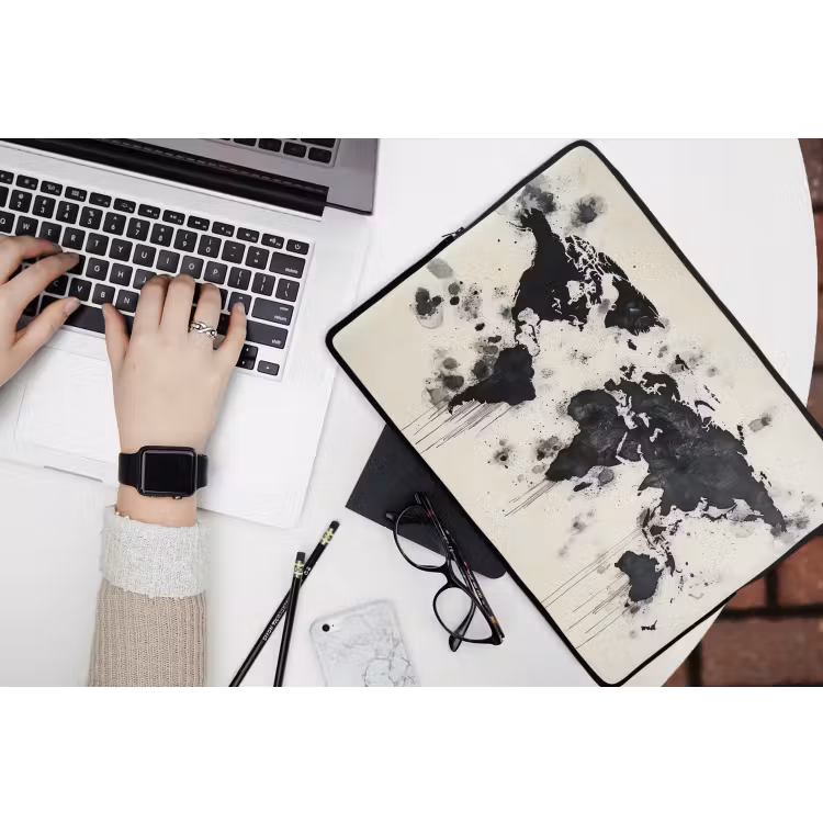 Laptophoes - Wereldkaart - Zwart - Inkt — 3