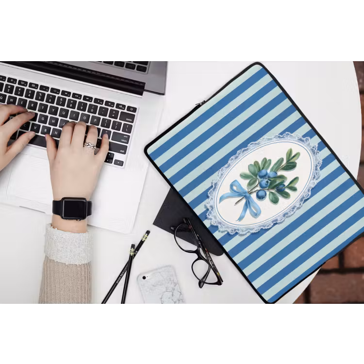 Laptophoes - Illustratie - Bessen - Blauw - Strepen — 3