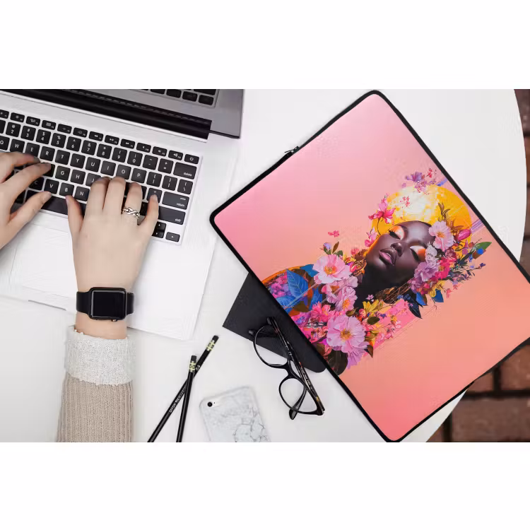 Laptophoes - Kleurrijk - Bloemen - Vrouw - Zon — 3