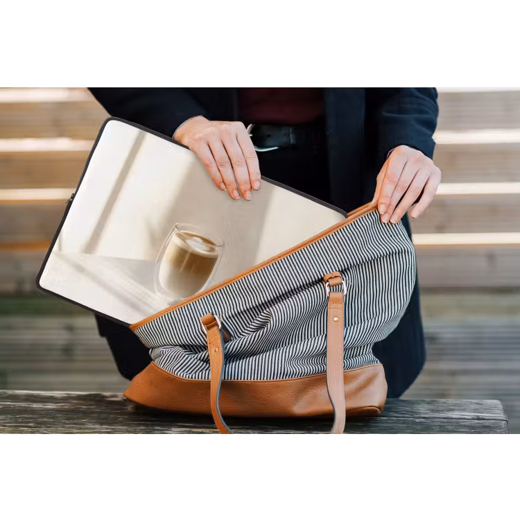 Laptophoes - Mok - Latte - Minimalistisch - Schaduw — 4