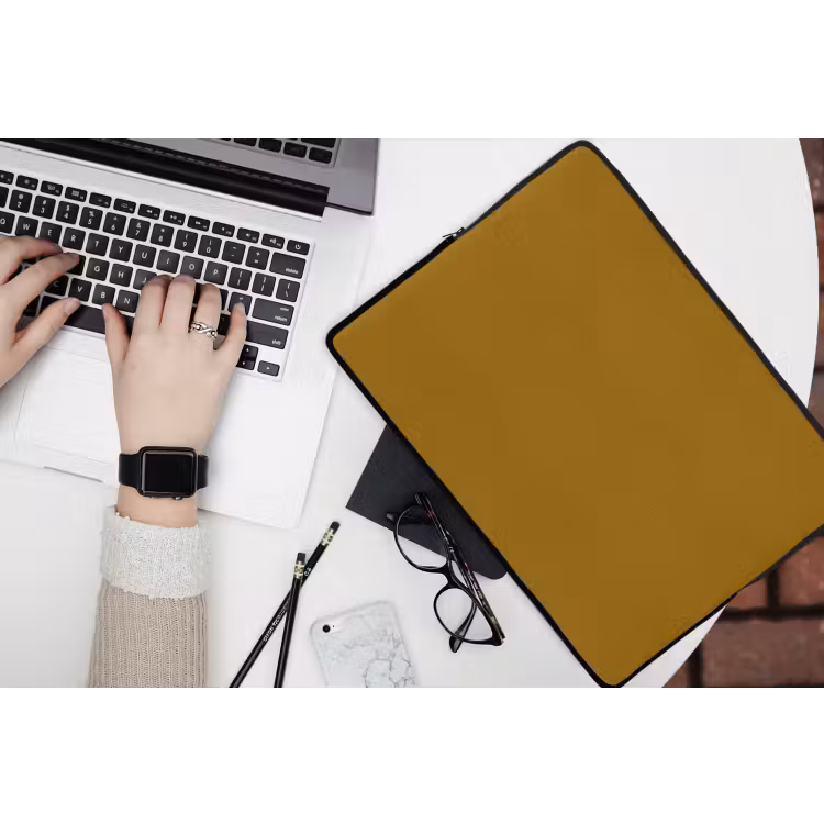 Laptophoes - Goud - Luxe - Interieur — 2