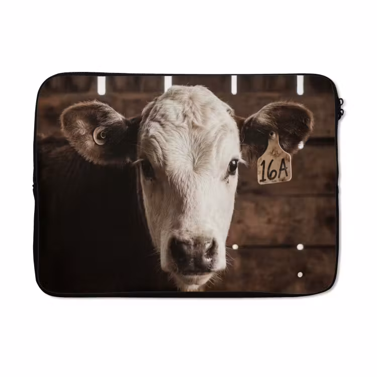 Laptophoes - Kalf - Oormerk - Houten stal — 5