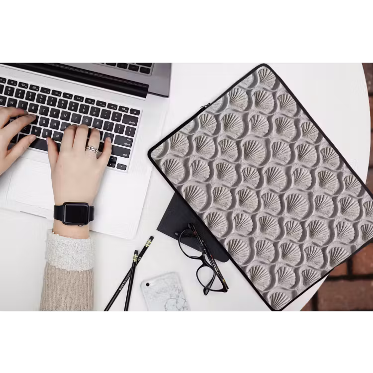 Laptophoes - Zand - Schelpenvorm - Grijs — 3