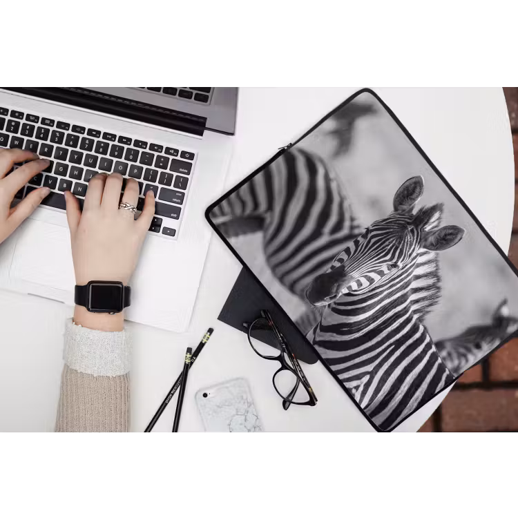Laptophoes - Zebra's - Zwart - Wit — 3