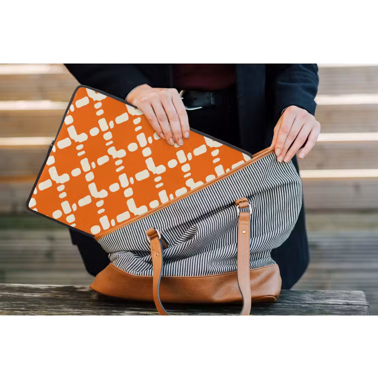 Laptophoes - Oranje - Ruitpatroon - Wit — 4