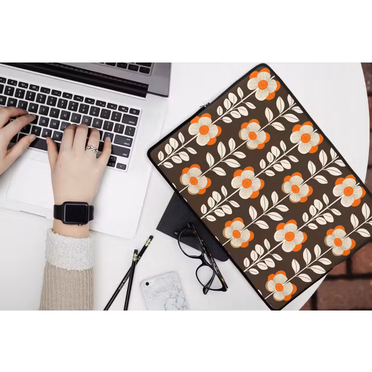 Laptophoes - Bloemen - Retro - Bruin — 3