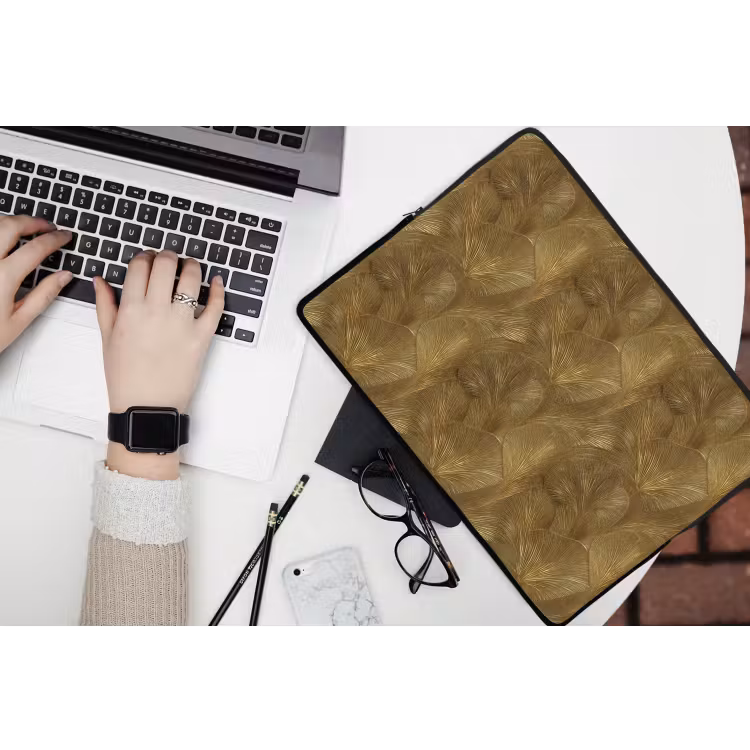 Laptophoes - Organisch - Lijnen - Goud — 3