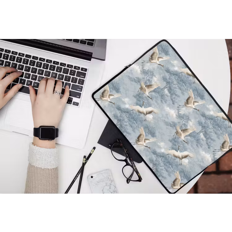 Laptophoes - Wolken - Kraanvogels - Blauw — 3