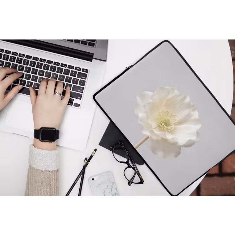 Laptophoes - Bloem - Minimalistisch -Wit — 3