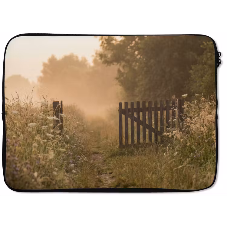 Laptophoes - Hek - Natuur - Mist - Veld — 1