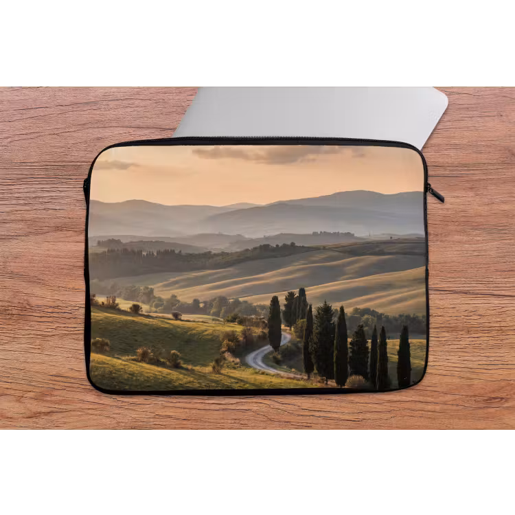 Laptophoes - Toscaans - Landschap - Heuvels — 2