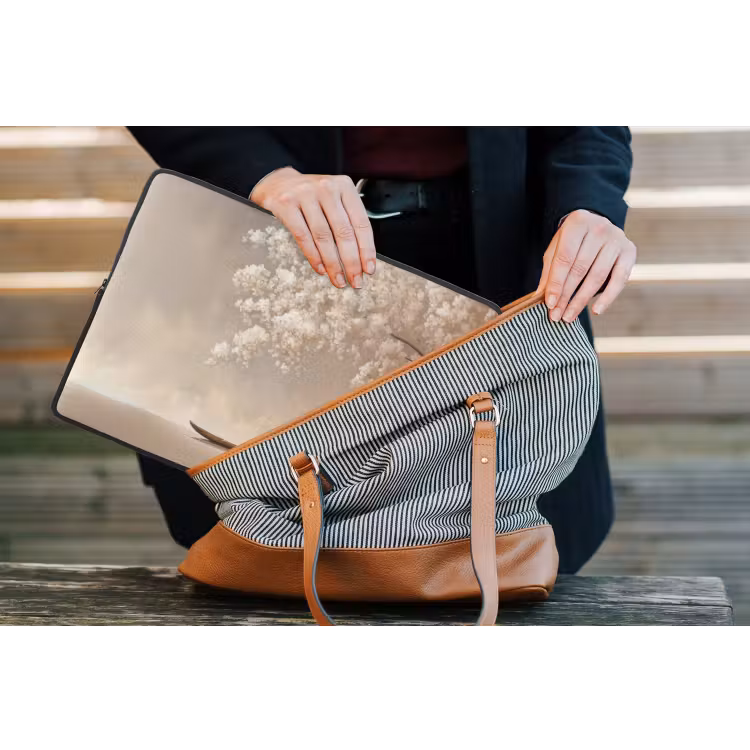 Laptophoes - Bloesems - Wit - Boot - Minimalistisch — 4